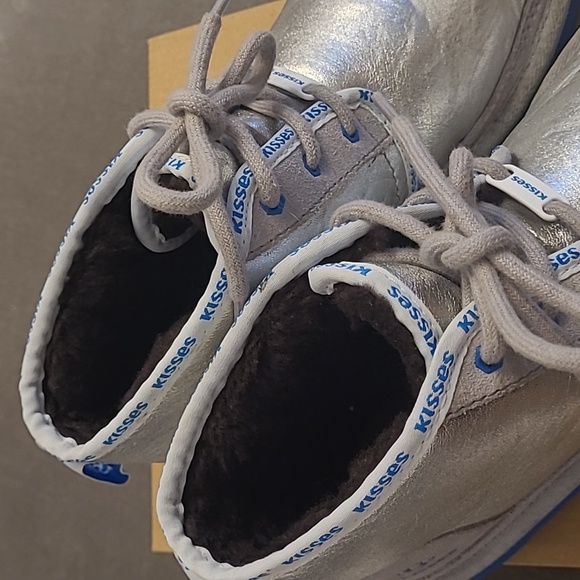 UGG Kisses Neumel booties - Picture 4 of 16